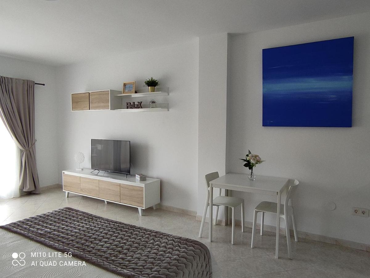 Benalsuite Estudio, Piscina Y Playa En Benalbeach, Benalmádena Dış mekan fotoğraf